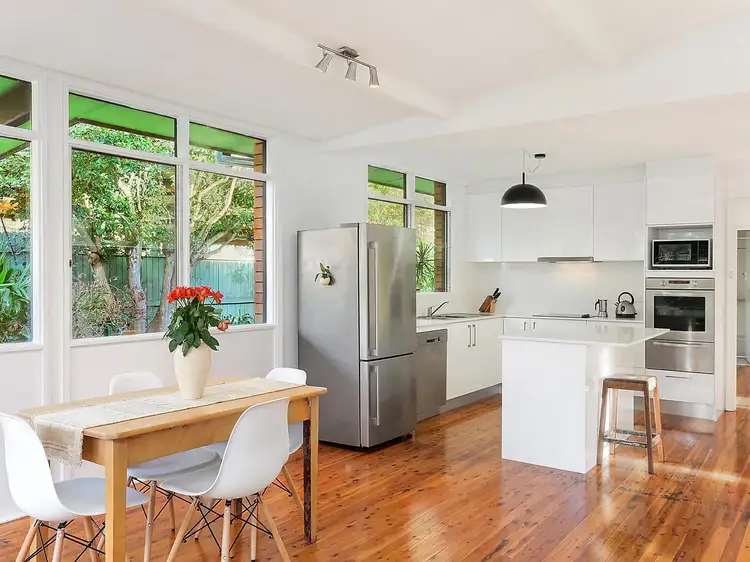 16 Greenvale Grove, Hornsby NSW 2077