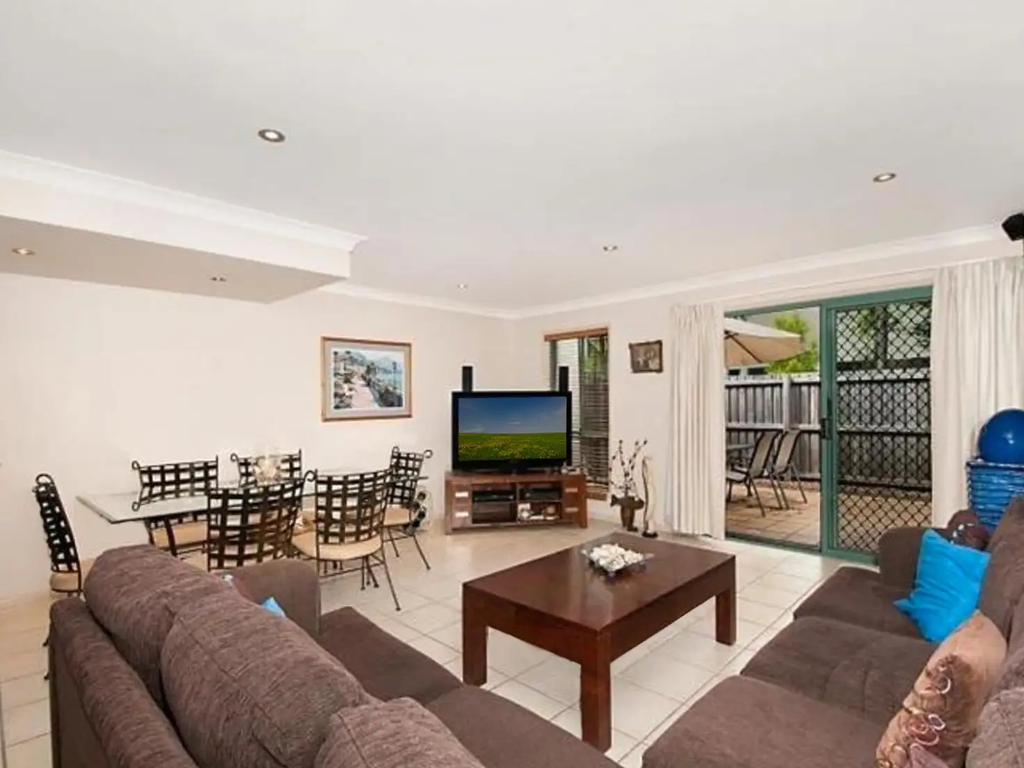 Main view of Homely townhouse listing, 2/91 Heeb Street, Benowa QLD 4217