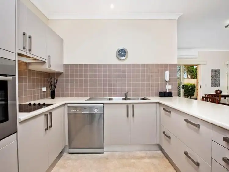 Third view of Homely villa listing, 4/39 Gordon Street, Brighton-le-sands NSW 2216
