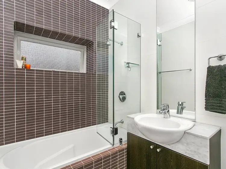 Fourth view of Homely apartment listing, 11/35 Queens Road, Brighton-le-sands NSW 2216