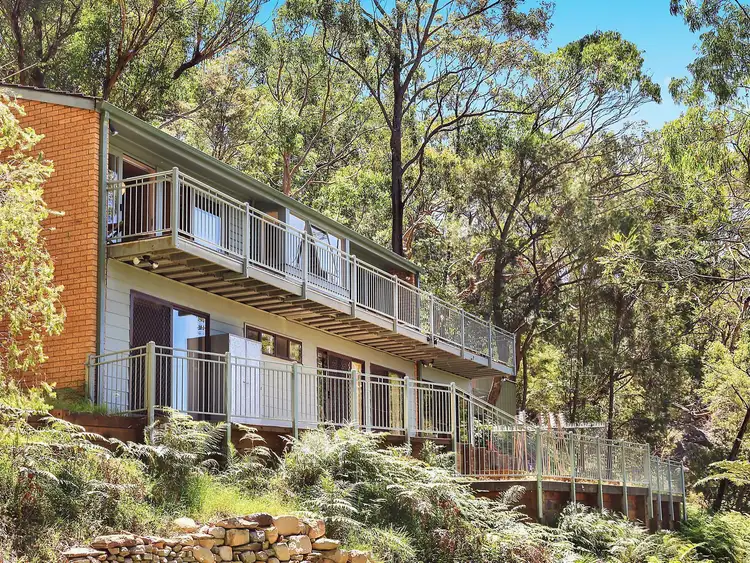 11 Binya Close, Hornsby Heights NSW 2077
