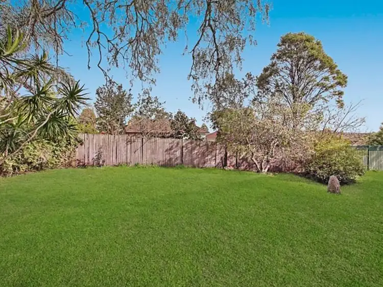 Third view of Homely house listing, 5 Henley Close, Hornsby Heights NSW 2077
