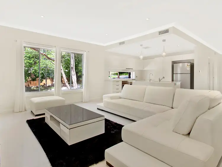 25 The Crest, Hornsby Heights NSW 2077