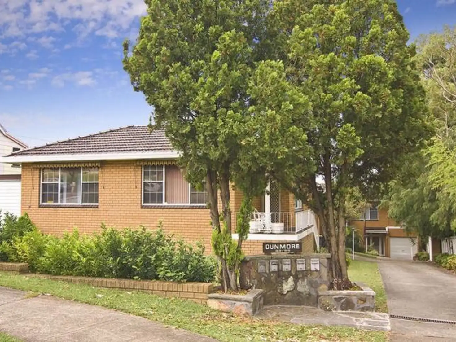 Main view of Homely townhouse listing, 2/93 Dunmore Street, Bexley NSW 2207