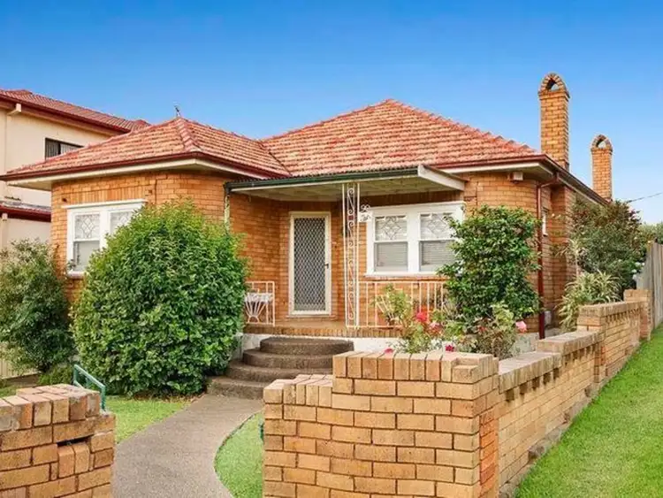 10 Rose Avenue, Bexley NSW 2207