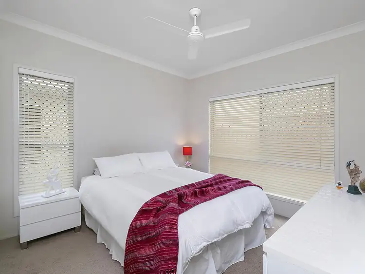 Fourth view of Homely villa listing, 17/2 Grand Parade, Parrearra QLD 4575