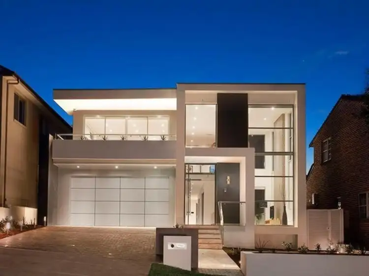 11 Lorna Avenue, Blakehurst NSW 2221