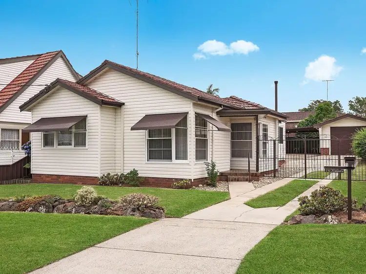 1B Wattle Street, Peakhurst NSW 2210