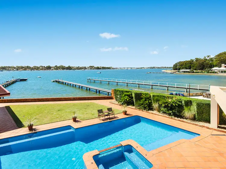 14 Beach Street, Blakehurst NSW 2221