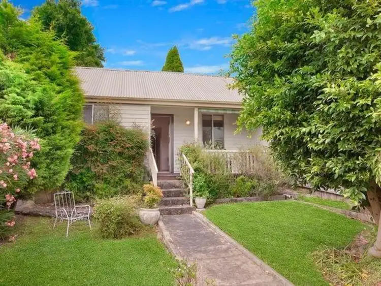 11 Arthur Street, Bexley NSW 2207