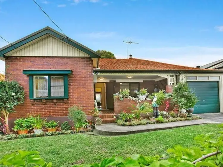 18 Glenfarne Street, Bexley NSW 2207