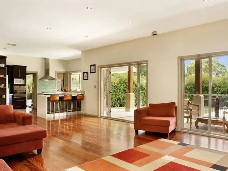 17 Wollun Street, Como NSW 2226