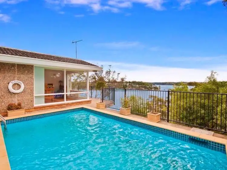 207 Stuart Street, Blakehurst NSW 2221