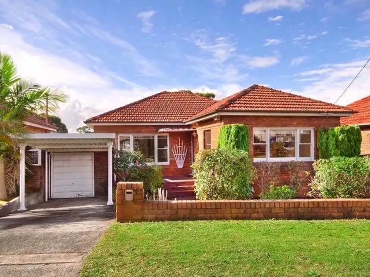 4 Crawford Street, Blakehurst NSW 2221