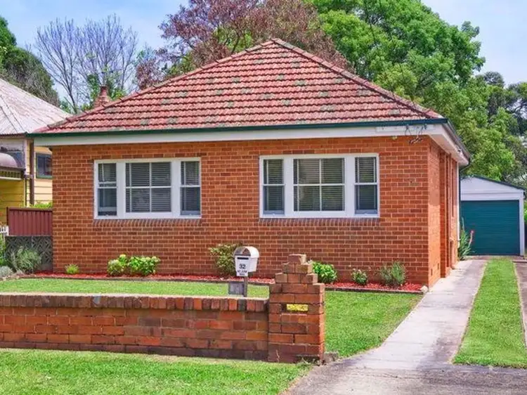 32 Mi Mi Street, Oatley NSW 2223