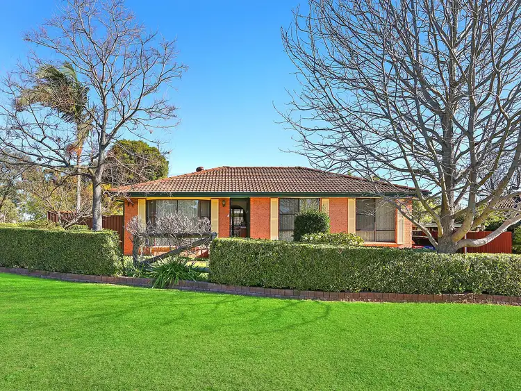 73 Bradman Road, Menai NSW 2234