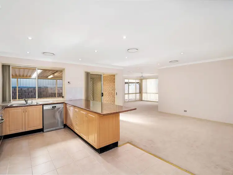 Fourth view of Homely house listing, 10 Hawkins Place, Cameron Park NSW 2285