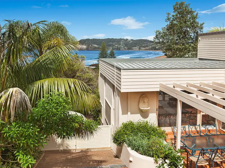 72 North Avoca Parade, North Avoca NSW 2260