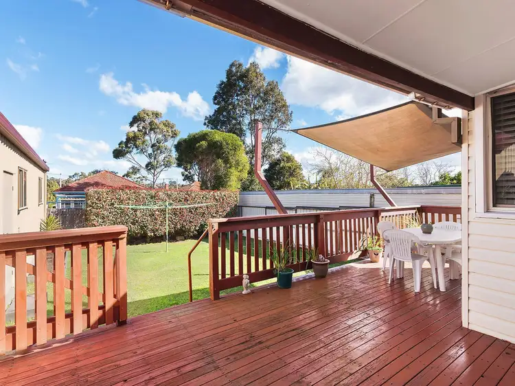 17 Catherine Street, Waratah West NSW 2298
