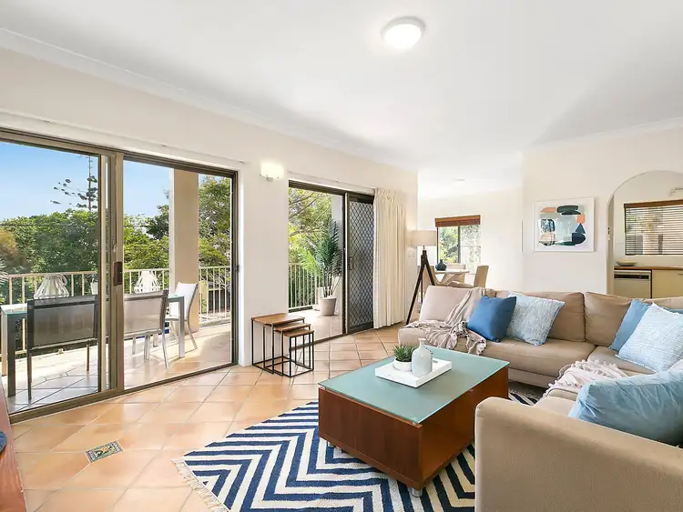 2/2 Attunga Heights, Noosa Heads QLD 4567