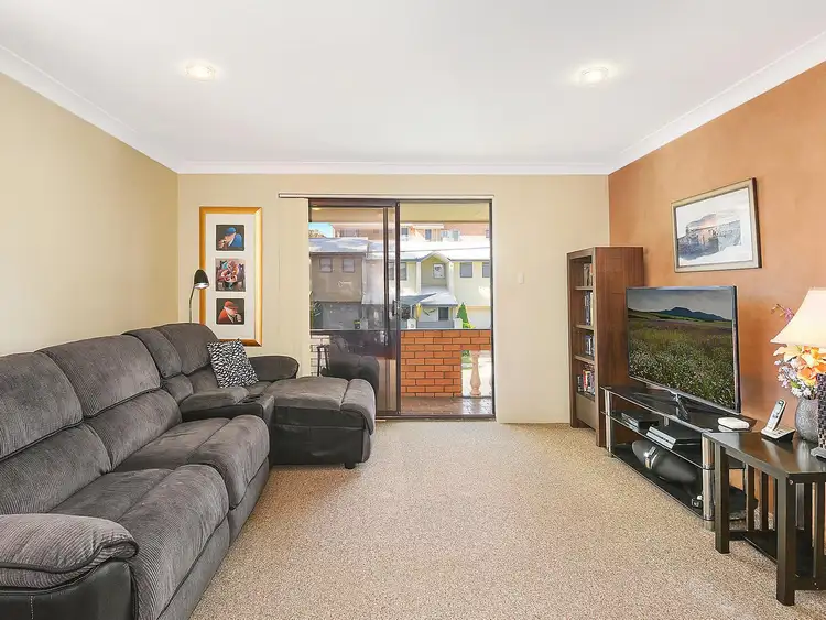 Fourth view of Homely apartment listing, 3/28 Oxley Crescent, Port Macquarie NSW 2444