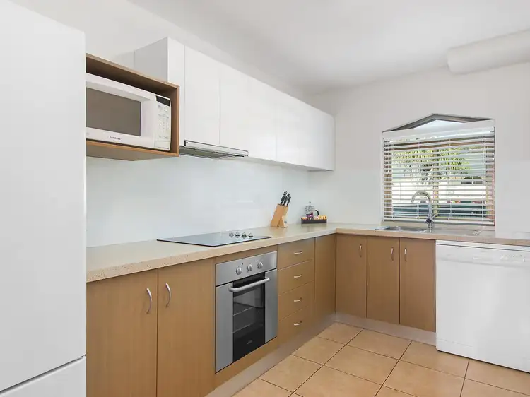 Fifth view of Homely apartment listing, 2/39 Lawson Street, Byron Bay NSW 2481