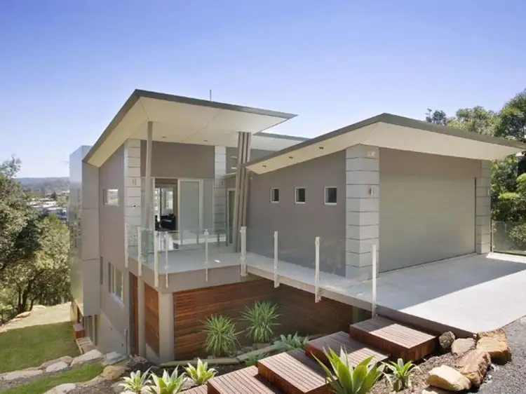 19 Coast Road, North Avoca NSW 2260