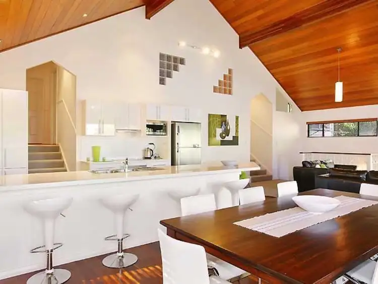 27 Coast Road, North Avoca NSW 2260