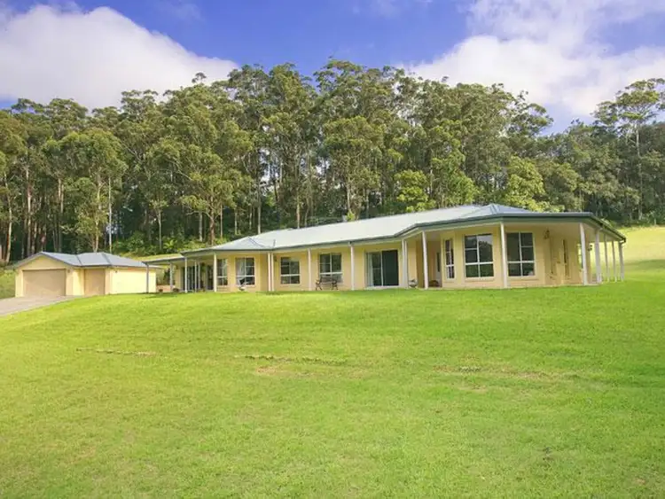 11 Erina Valley Road, Erina NSW 2250