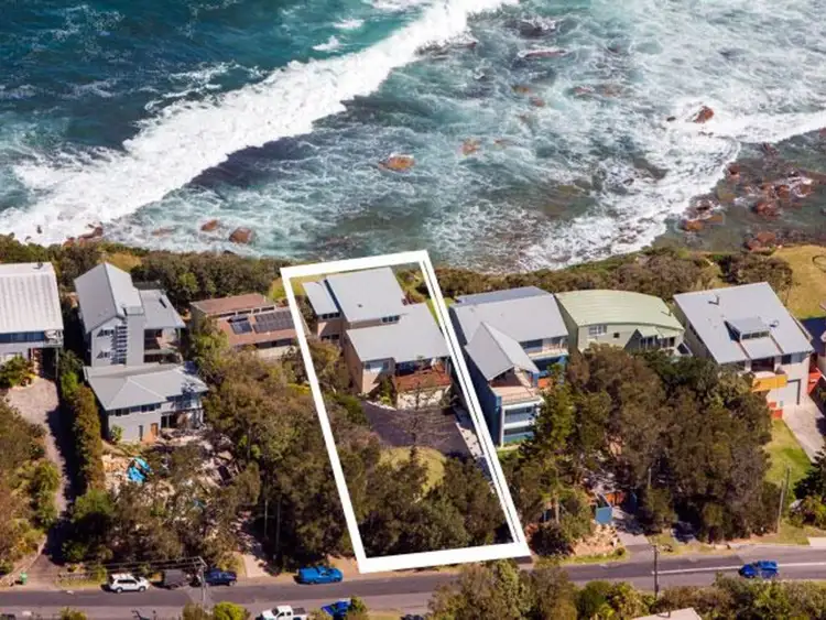 Sixth view of Homely house listing, 215 Del Monte Place, Copacabana NSW 2251