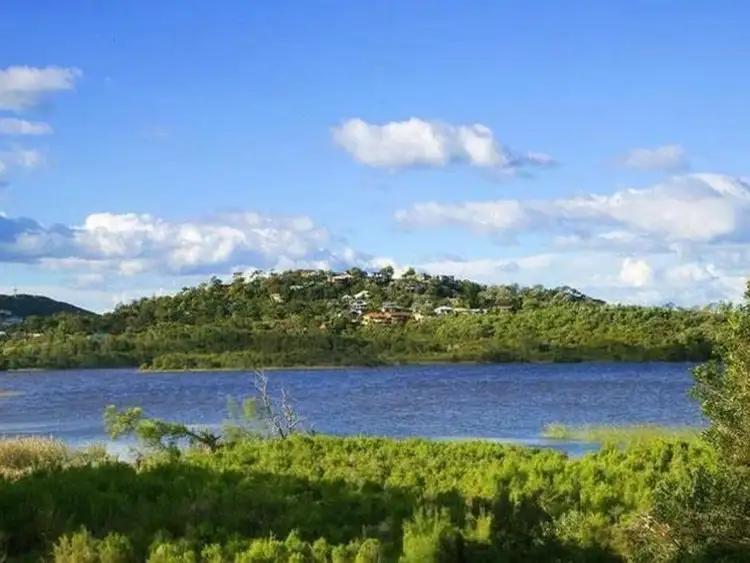 118 Blue Bell Drive, Wamberal NSW 2260