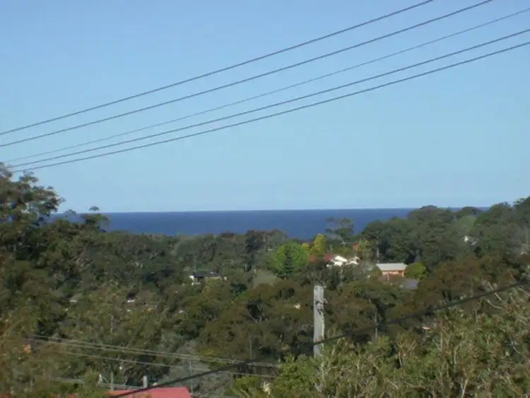 Second view of Homely house listing, 5 Seaview Avenue, Wamberal NSW 2260