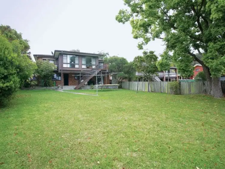74 Wairakei Road, Wamberal NSW 2260