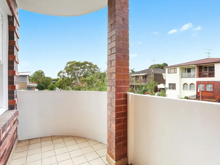 Fourth view of Homely apartment listing, 8/120 Francis Street, Bondi Beach NSW 2026