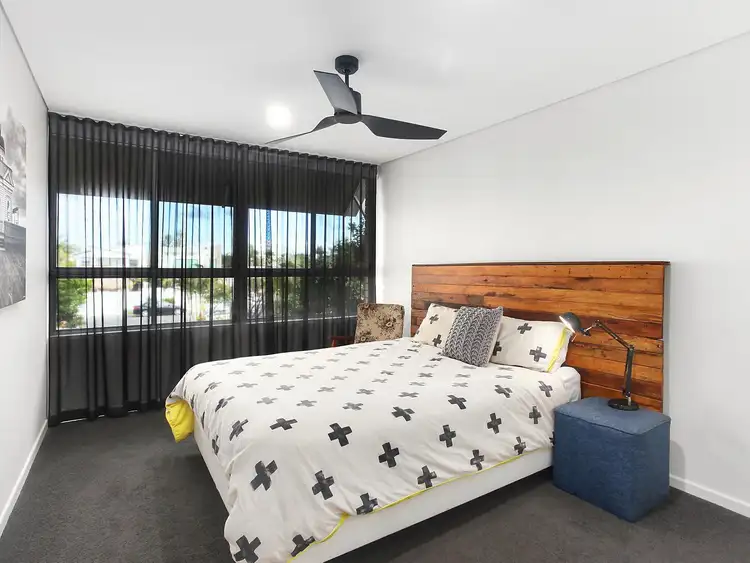 Fourth view of Homely unit listing, 4/17 William Street, Mermaid Beach QLD 4218