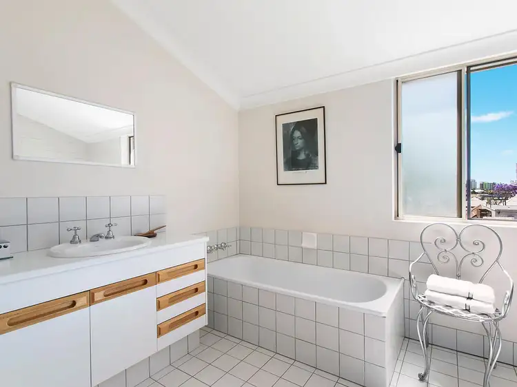 Seventh view of Homely apartment listing, 2/286 Harcourt Street, Teneriffe QLD 4005