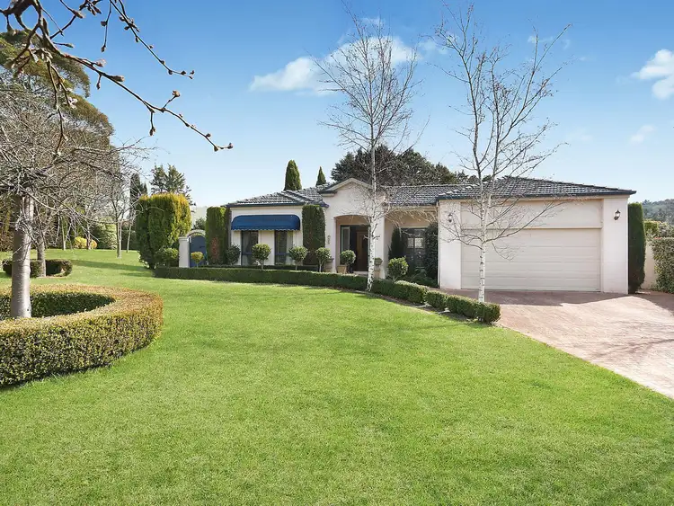 4 Romney Place, Burradoo NSW 2576