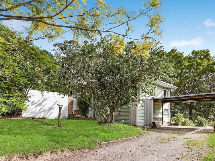 9 Ootana Street, Chapel Hill QLD 4069