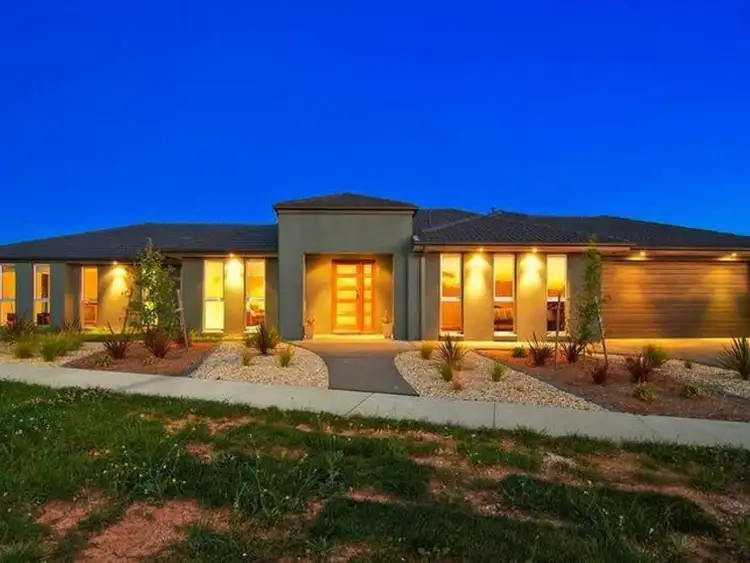 12 Alec Hope Crescent, Franklin ACT 2913