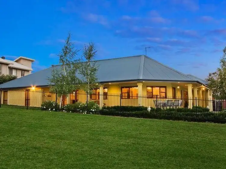 33 Sue Geh Circuit, Nicholls ACT 2913
