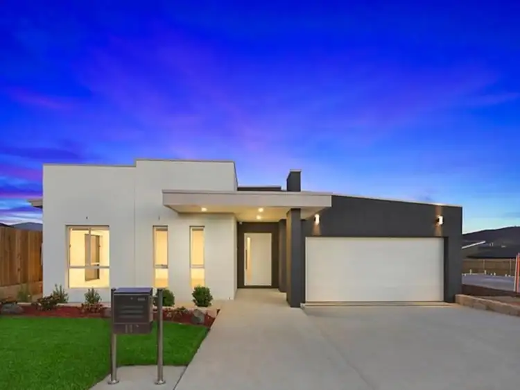 112 Ormiston Circuit, Harrison ACT 2914