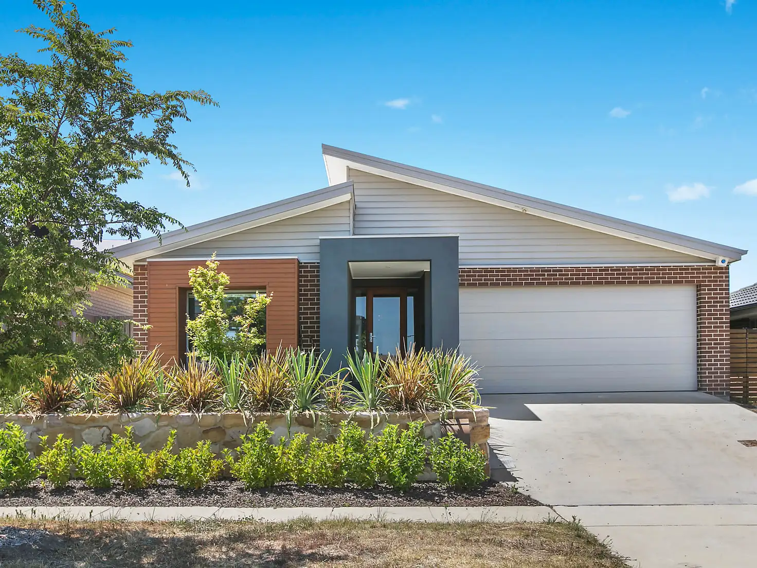Main view of Homely house listing, 16 Muriel Stewart Circuit, Bonner ACT 2914