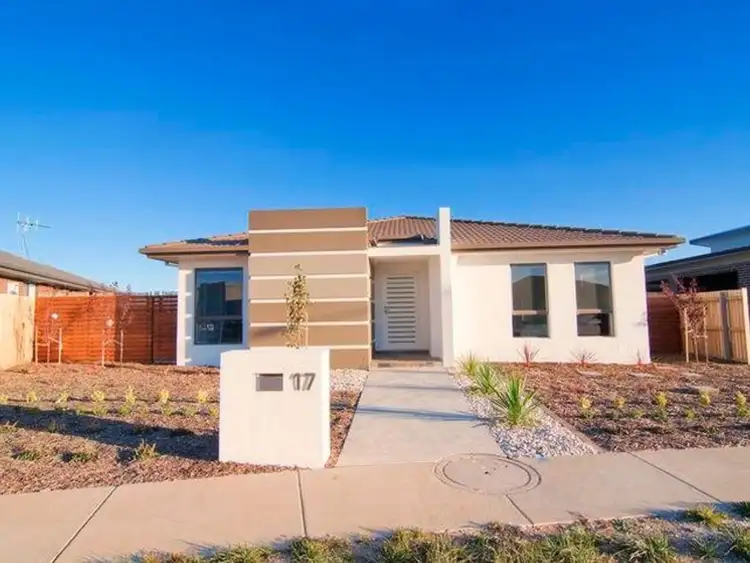 17 Olga Masters Street, Franklin ACT 2913