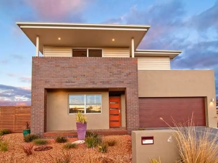 4 Paquita Street, Forde ACT 2914