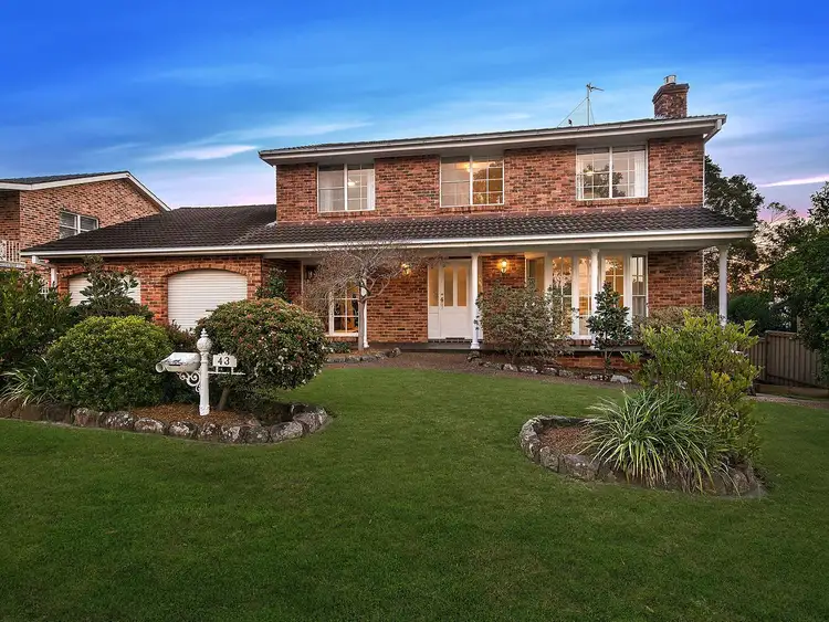 43 Dalwood Close, Eleebana NSW 2282