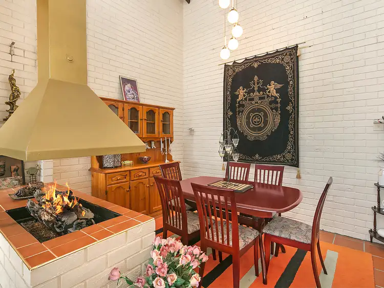 Fourth view of Homely house listing, 2 Darmody Place, Sutton NSW 2620