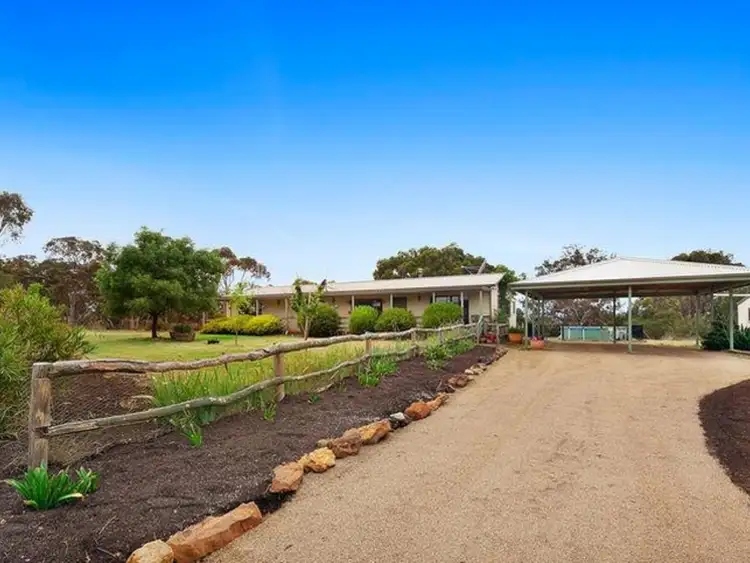 1097 Brooks Creek Lane, Gundaroo NSW 2620