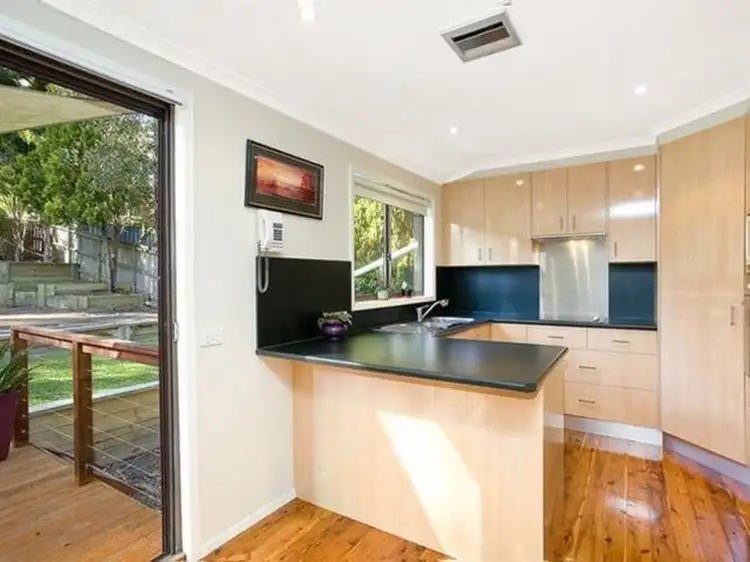 26 Maple Street, Wyoming NSW 2250