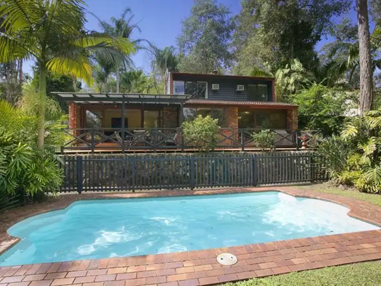 2 Fern Close, Wyoming NSW 2250