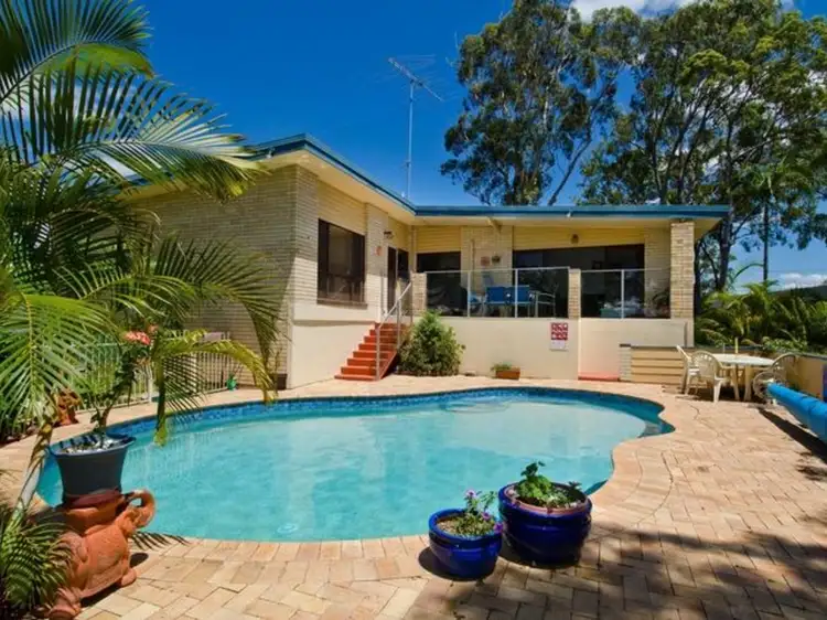 182 Heeb Street, Benowa QLD 4217